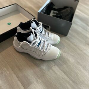 Jordan 11 retro legend blue grade school size 6y